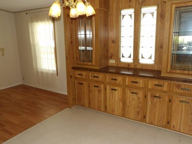 2 BR 2 BA 1248 SQ FT home on a perimeter lot with view of the - photo 17