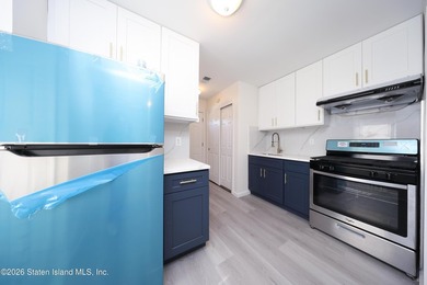 Rare Beachside Dual Detached Homes | Two Separate Addresses | - photo 19
