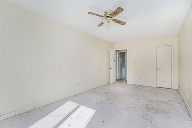 Welcome Home! This 2 bedroom 2 bathroom townhouse style condo is - photo 22