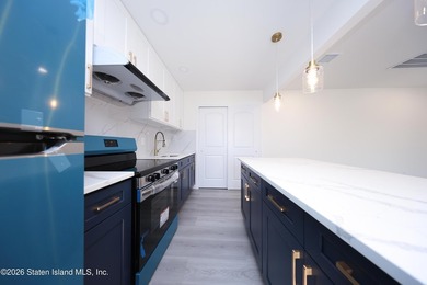 Rare Beachside Dual Detached Homes | Two Separate Addresses | - photo 29