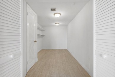 Highly sought-after high-rise condo in the heart of Coral - photo 8