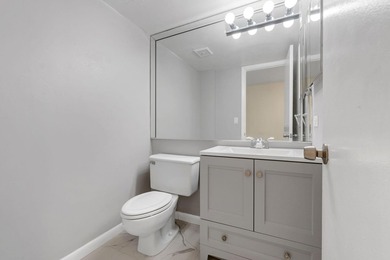 Highly sought-after high-rise condo in the heart of Coral - photo 10