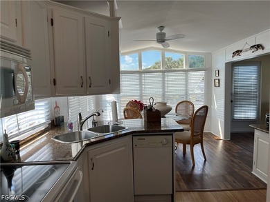 Enjoy luxury living in this pristine 840 s.f. Upgraded home - photo 4