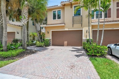 Lake Home For Sale in Plantation, Florida