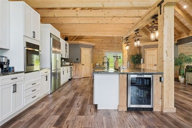 Ever dreamt of pulling into an expansive lodge style retreat - photo 6