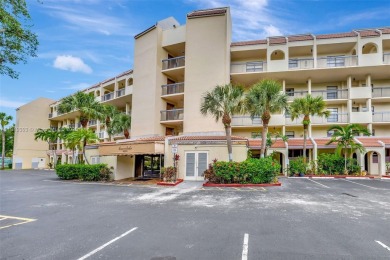 Lake Condo For Sale in Lauderhill, Florida