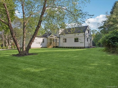 Just completed, this beautifully renovated transitional home is - photo 5