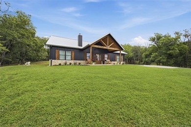 Custom-built home situated on 13.3 beautiful acres on the east - photo 3