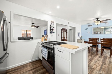 Welcome to this beautifully maintained single-story home - photo 5