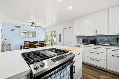 Welcome to this beautifully maintained single-story home - photo 6