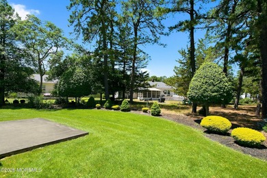 Welcome to this immaculate Glen Ridge model in the highly - photo 4