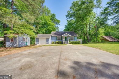 Lake Home For Sale in Milledgeville, Georgia