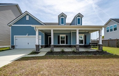 (private lake, pond, coastal) Home For Sale in Summerville South Carolina