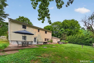 Welcome to 215 West Pond Rd. This beautifully maintained 4 - photo 31