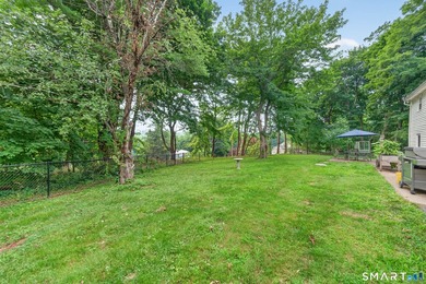 Welcome to 215 West Pond Rd. This beautifully maintained 4 - photo 34