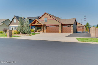 Lake Home Off Market in Rathdrum, Idaho