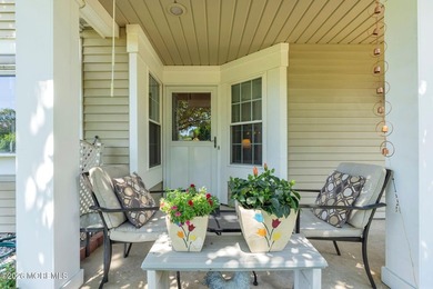Beautifully maintained ranch home located in the highly - photo 8