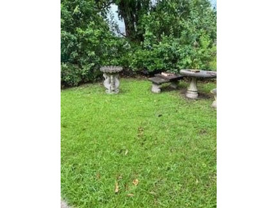 Unlock the potential of this 4 bedroom, 1 bath home in the heart - photo 4