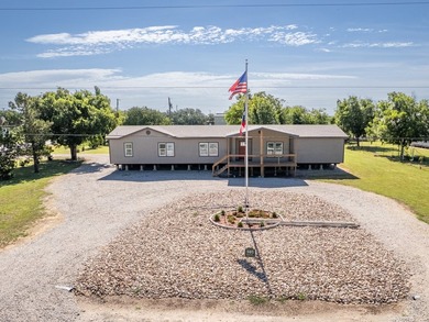 Lake Brownwood Home For Sale in Brownwood Texas