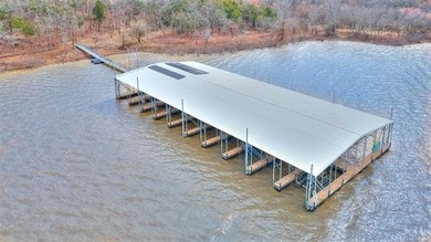 LAKEFRONT LIVING AWAITS! Welcome to your dream lakefront escape - photo 7