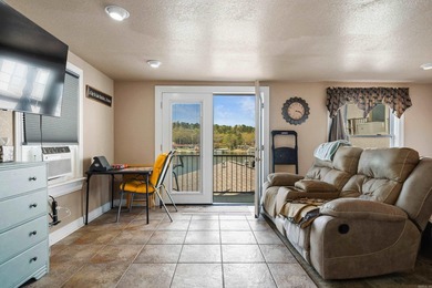 Beautiful Lake Hamilton condo with a prime location. Features - photo 11