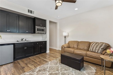 Beautiful golf course home with a private ADU, stunning views - photo 11