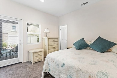 Beautiful golf course home with a private ADU, stunning views - photo 12