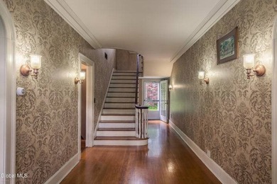 ''Hill House''. Brick mansion with 3-4 BR/2.5BA/2car garage on a - photo 13