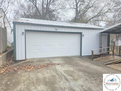 Check out this spacious multi level home with room for the whole