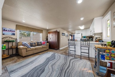 Beautiful Lake Hamilton condo with a prime location. Features - photo 14