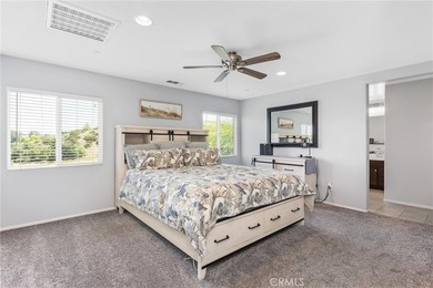 Beautiful golf course home with a private ADU, stunning views - photo 17