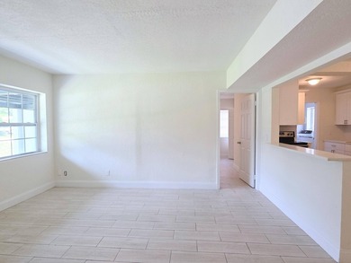 Welcome to this charming 3/2 detached residence in the Progresso - photo 17