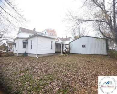 Check out this spacious multi level home with room for the whole