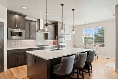 Some homes are beautiful. Others just make you feel at peace the - photo 19