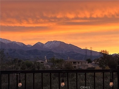 Beautiful golf course home with a private ADU, stunning views - photo 24