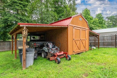 Looking for the perfect place to call home? Just listed in the - photo 28