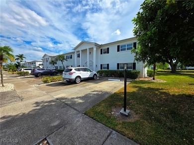 (private lake, pond, creek) Condo For Sale in Fort Myers Florida