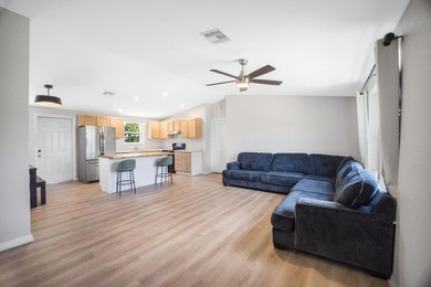 5% assumable interest rate for VA qualified buyers! Experience - photo 2