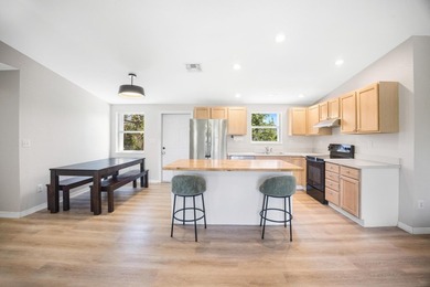 5% assumable interest rate for VA qualified buyers! Experience - photo 5