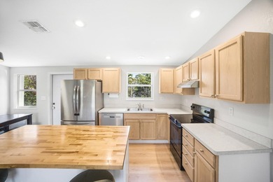 5% assumable interest rate for VA qualified buyers! Experience - photo 8