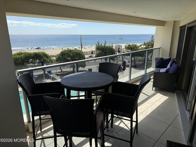 Rare opportunity to own this gorgeous oceanfront/ocean view - photo 5