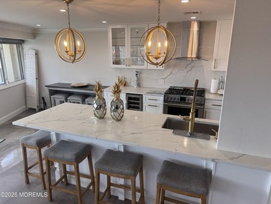 Rare opportunity to own this gorgeous oceanfront/ocean view - photo 8
