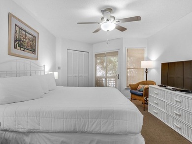 Discover the potential of this 3-bedroom, 3-bath condo located - photo 12