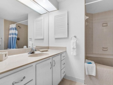 Discover the potential of this 3-bedroom, 3-bath condo located - photo 13