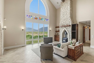 An exquisite custom estate where luxury, function, and serenity - photo 27