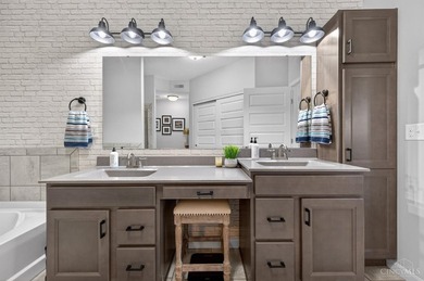 Experience luxury, comfort, & convenience in this stunning - photo 29