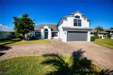 Cape Coral Lakes Area Home For Sale in Cape Coral Florida