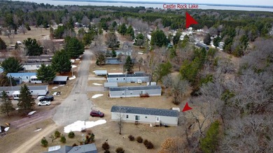 Live the lake life in this 2023 manufactured home just steps - photo 1