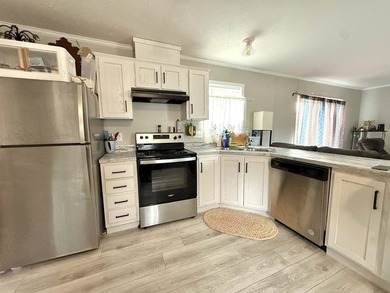 Live the lake life in this 2023 manufactured home just steps - photo 3