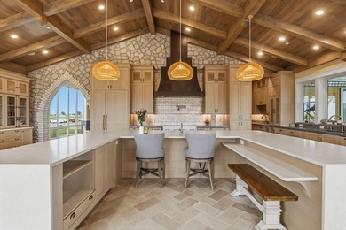 An exquisite custom estate where luxury, function, and serenity - photo 35